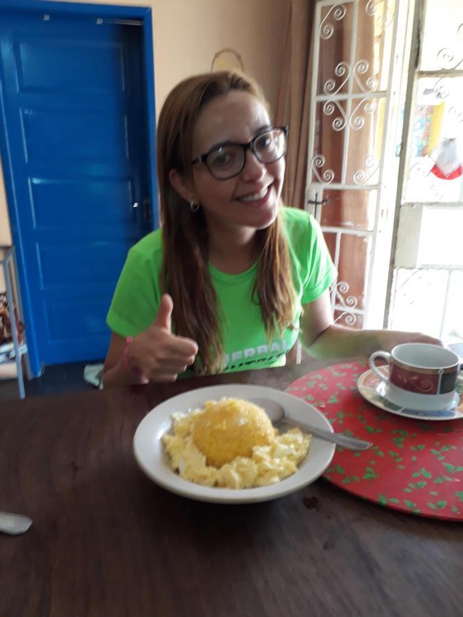 Perto Do Aeroporto De Salvador - Dona Pitanga Hostel Lauro de Freitas Bagian luar foto