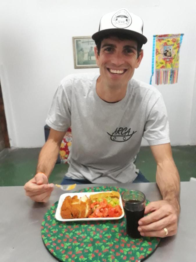 Perto Do Aeroporto De Salvador - Dona Pitanga Hostel Lauro de Freitas Bagian luar foto