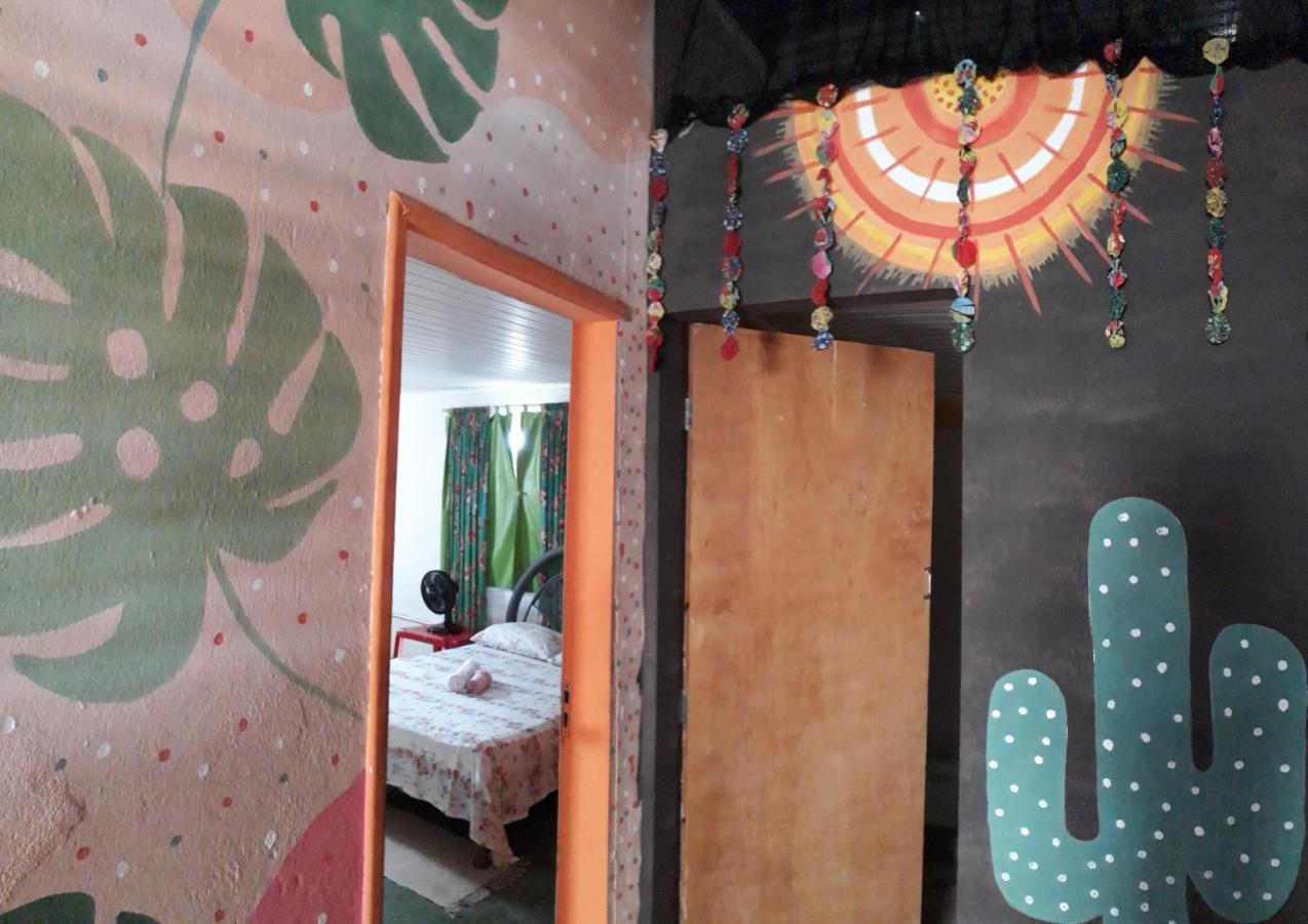 Perto Do Aeroporto De Salvador - Dona Pitanga Hostel Lauro de Freitas Bagian luar foto