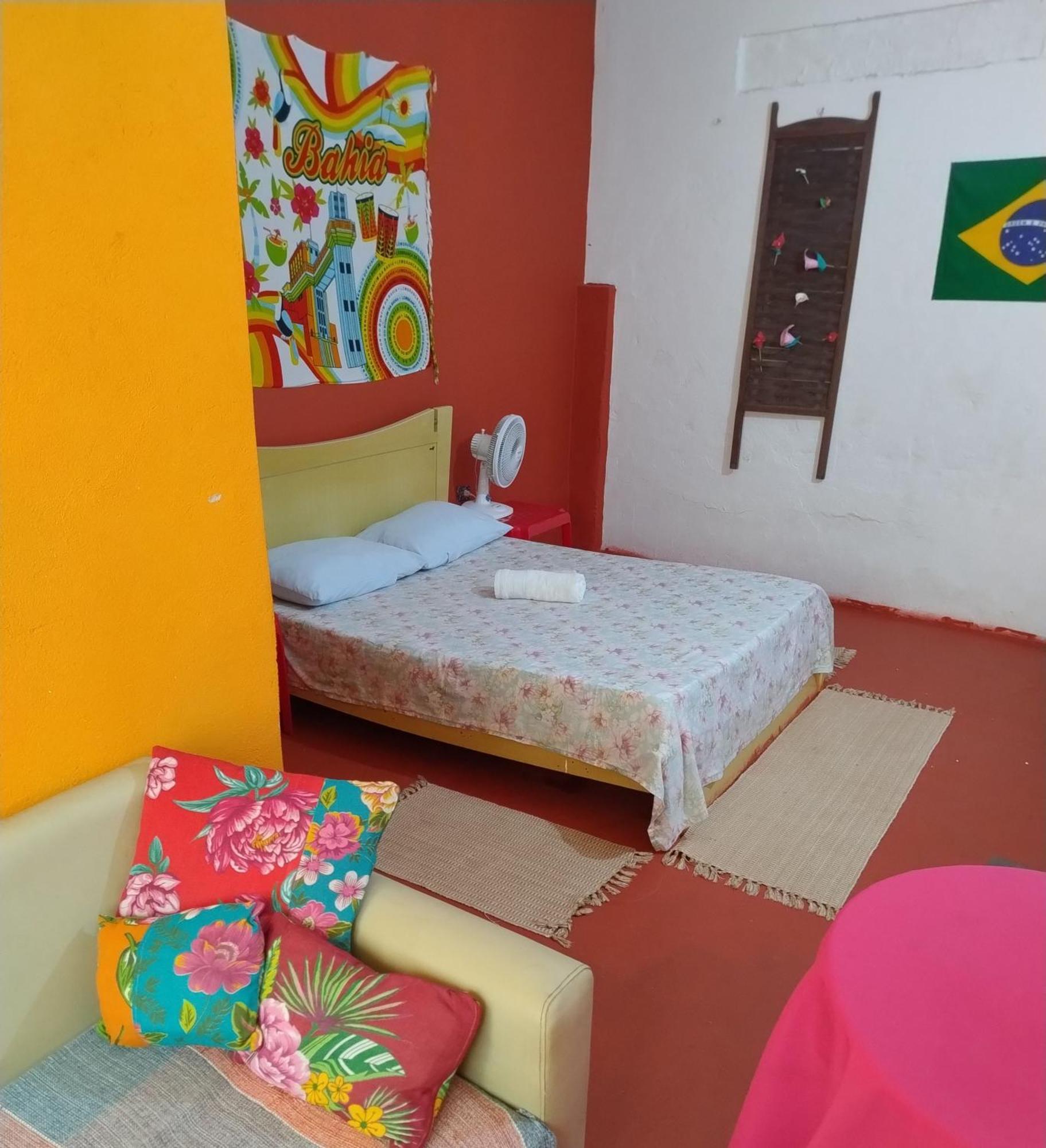 Perto Do Aeroporto De Salvador - Dona Pitanga Hostel Lauro de Freitas Bagian luar foto